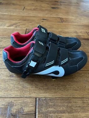 Peloton Cycling Shoes Black White Red Size 40 / US Womens 9